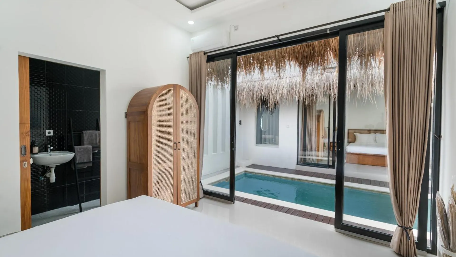 Queen Villa D1 By Betterplace Seminyak  0*, Seminyak (Bali)